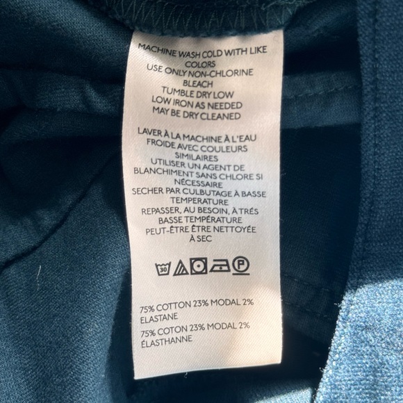 Anthropologie Pilcro Velvet Pull-On Mid-Rise Retro
Flare Jeans 30 Teal Blue - Picture 10 of 11